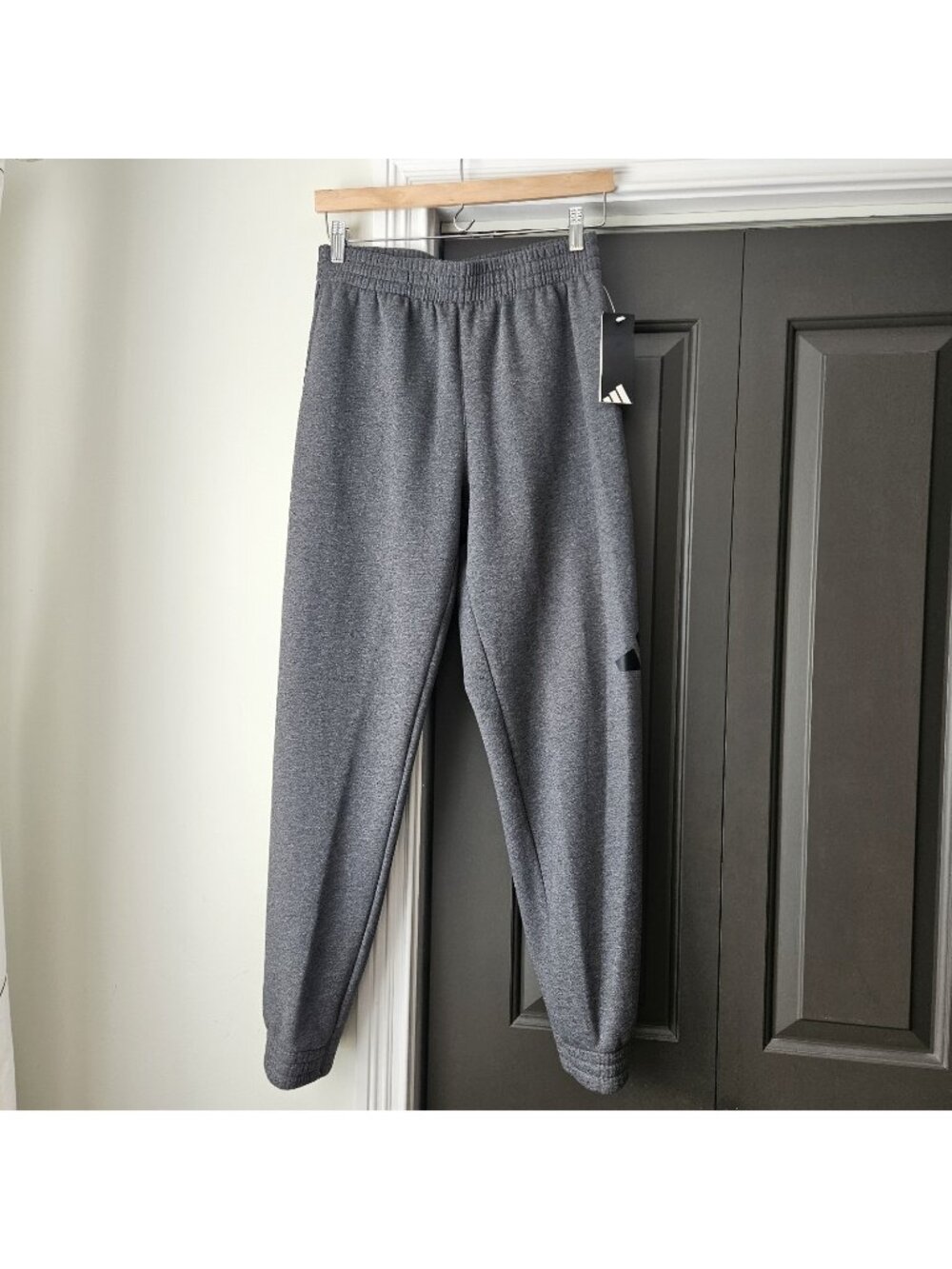 Adidas Boys Fleece Jogger Sweatpants Gray Size XL (18/20) New Gym Sports Workout